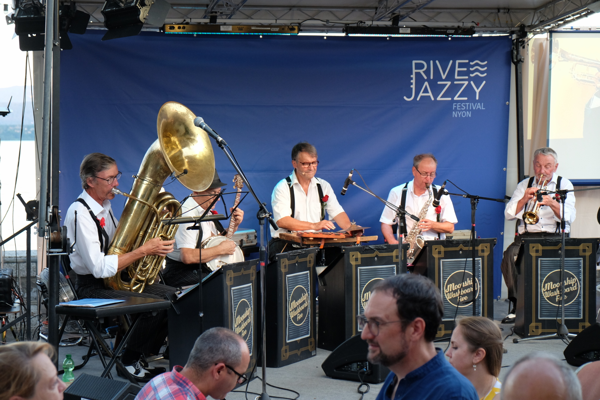 Moonship Washboard Five