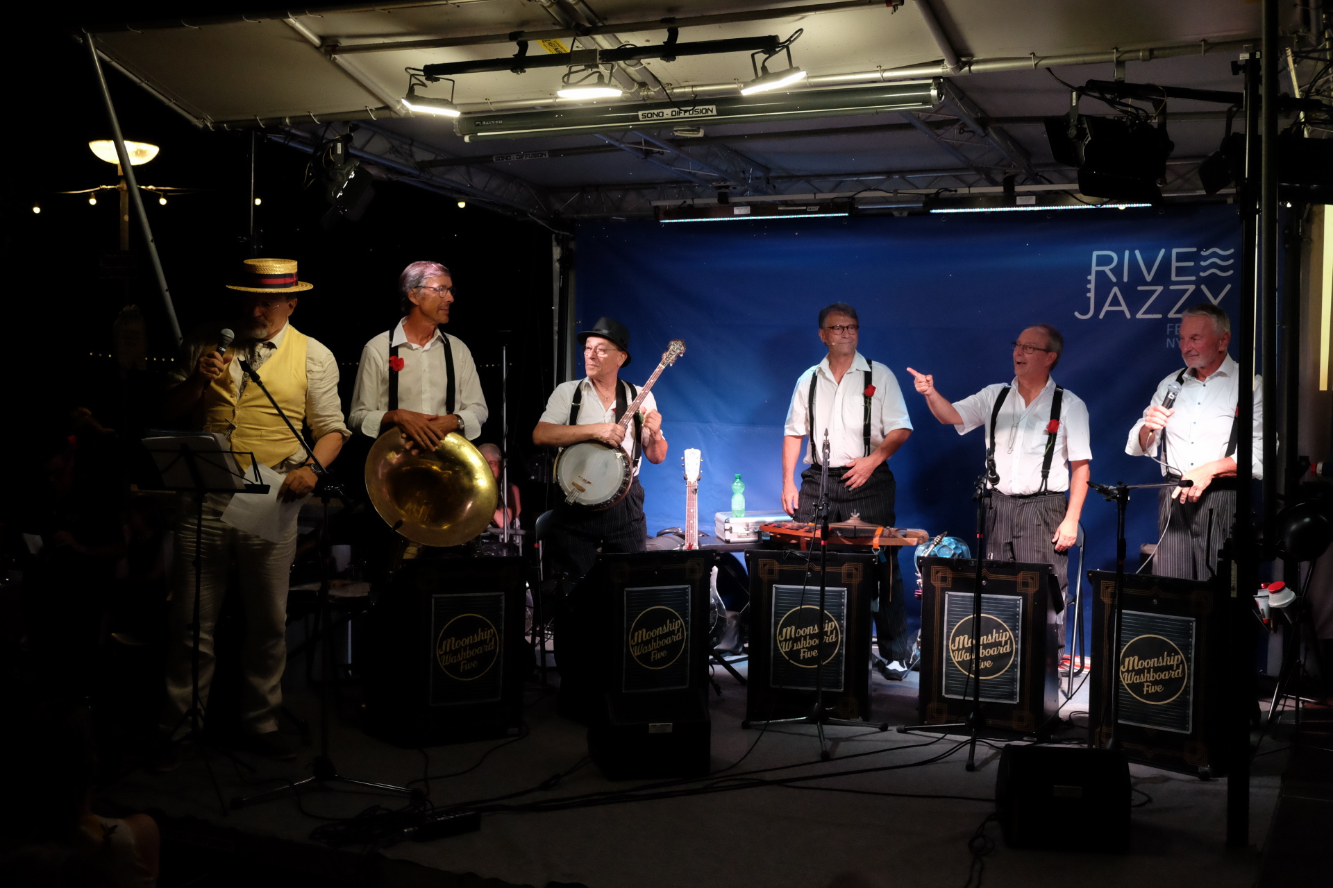 Moonship Washboard Five