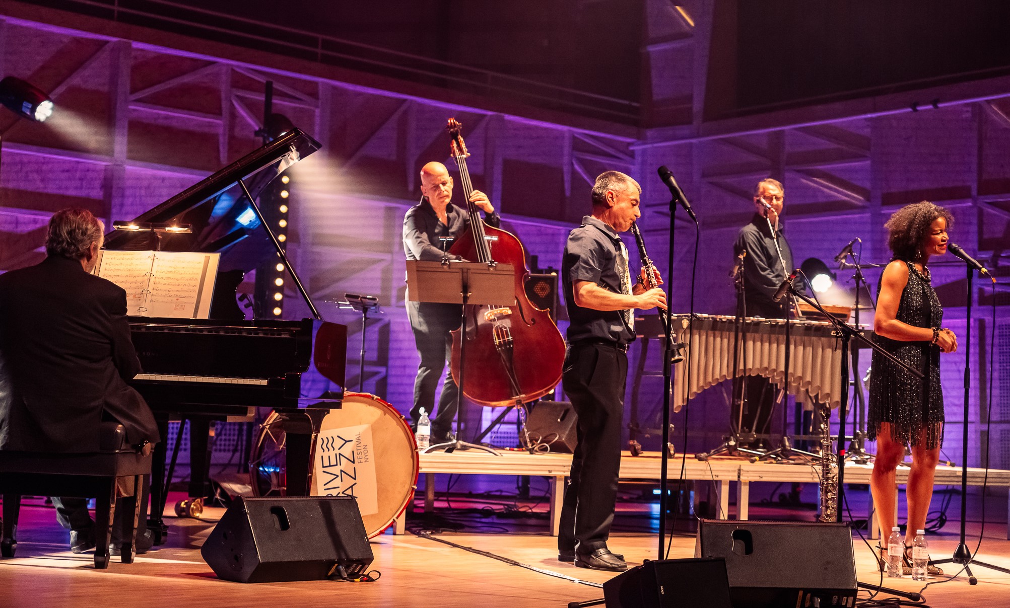 Nicolle Rochelle & Swiss TriBe