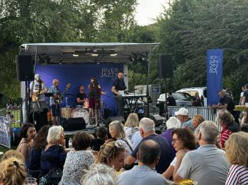 Alice and The White Rabbits