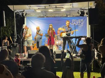 Photo concert Alice and The White Rabbits - Festival Rive Jazzy Nyon - &copy; Alessandro Palmieri