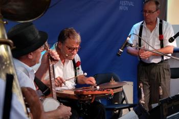 Moonship Washboard Five