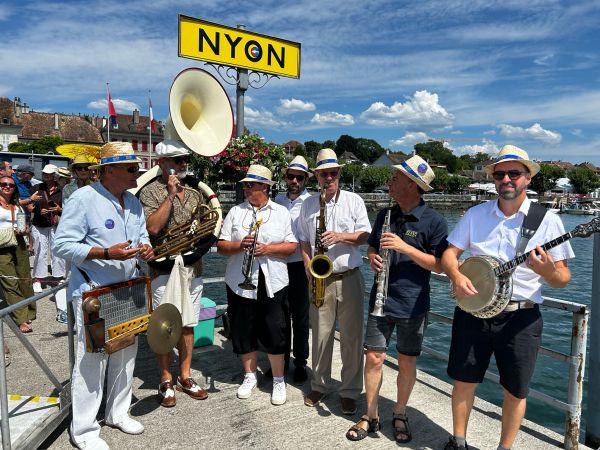 Photo concert Rive Jazzy Cruising Band - Festival Rive Jazzy Nyon - &copy; Thomas Greter