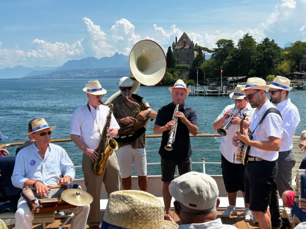 Photo concert Rive Jazzy Cruising Band - Festival Rive Jazzy Nyon - &copy; Thomas Greter
