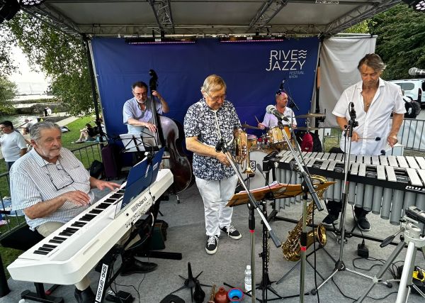 Photo concert Swing Spirit - Festival Rive Jazzy Nyon - &copy; Thomas Greter